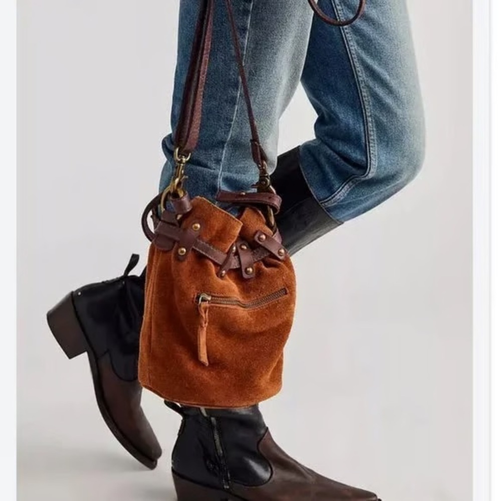Free people sienna soren suede bucket bag
